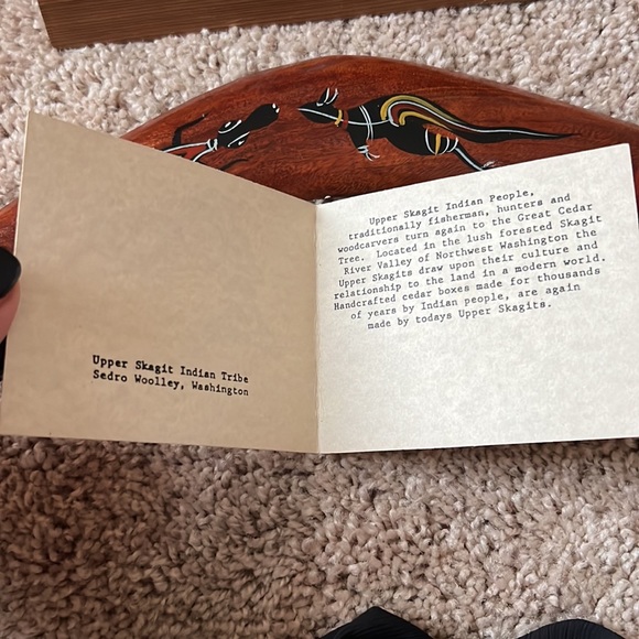 ๐ฆ Indigenous Wooden Art Bundle - Boomerang & Box - Picture 6 of 7